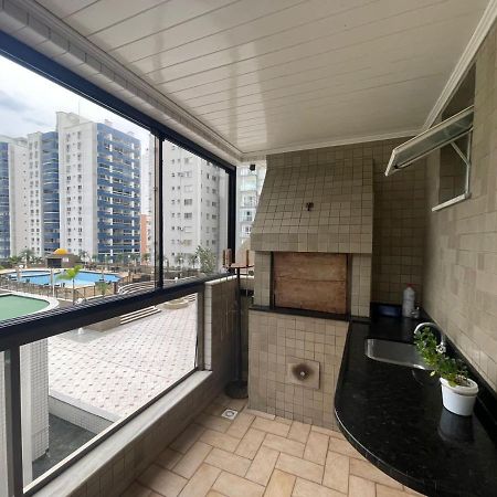 Apto A 30M Da Praia Sobre Shopping Atlantico Balneário Camboriú Exteriör bild