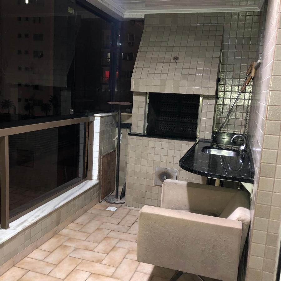 Apto A 30M Da Praia Sobre Shopping Atlantico Balneário Camboriú Exteriör bild