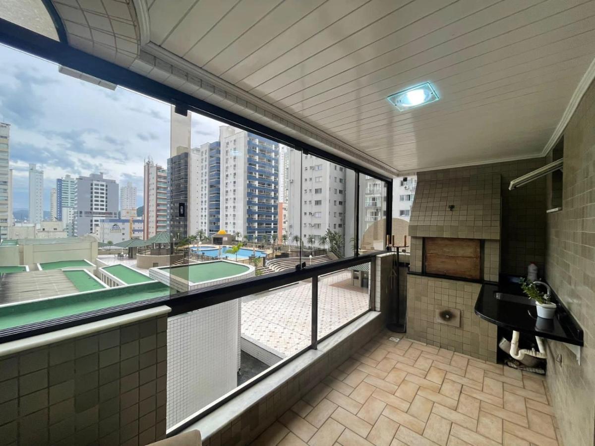Apto A 30M Da Praia Sobre Shopping Atlantico Balneário Camboriú Exteriör bild